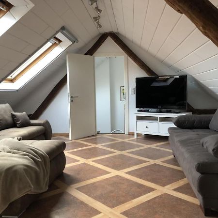 Ferienwohnung Auf Denkmalgeschuetztem Sturmhof Grefrath Екстериор снимка