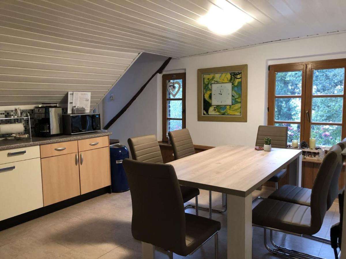 Ferienwohnung Auf Denkmalgeschuetztem Sturmhof Grefrath Екстериор снимка